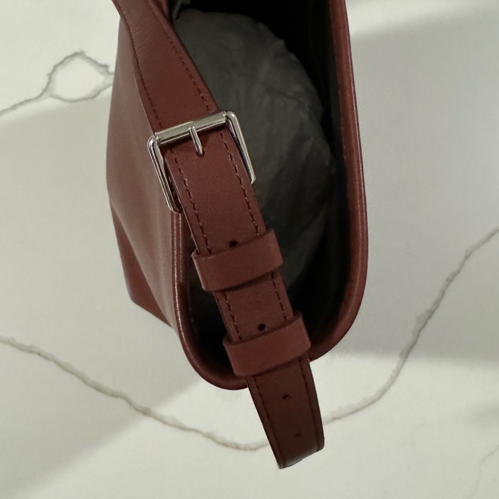 THE ROW Women's Medium N/S Park Tote Belt Bag Retail: $2750 (NWT) - Picture 4 of 10